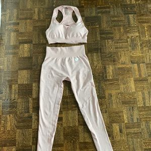 Women Best Sports Bra & Leggings